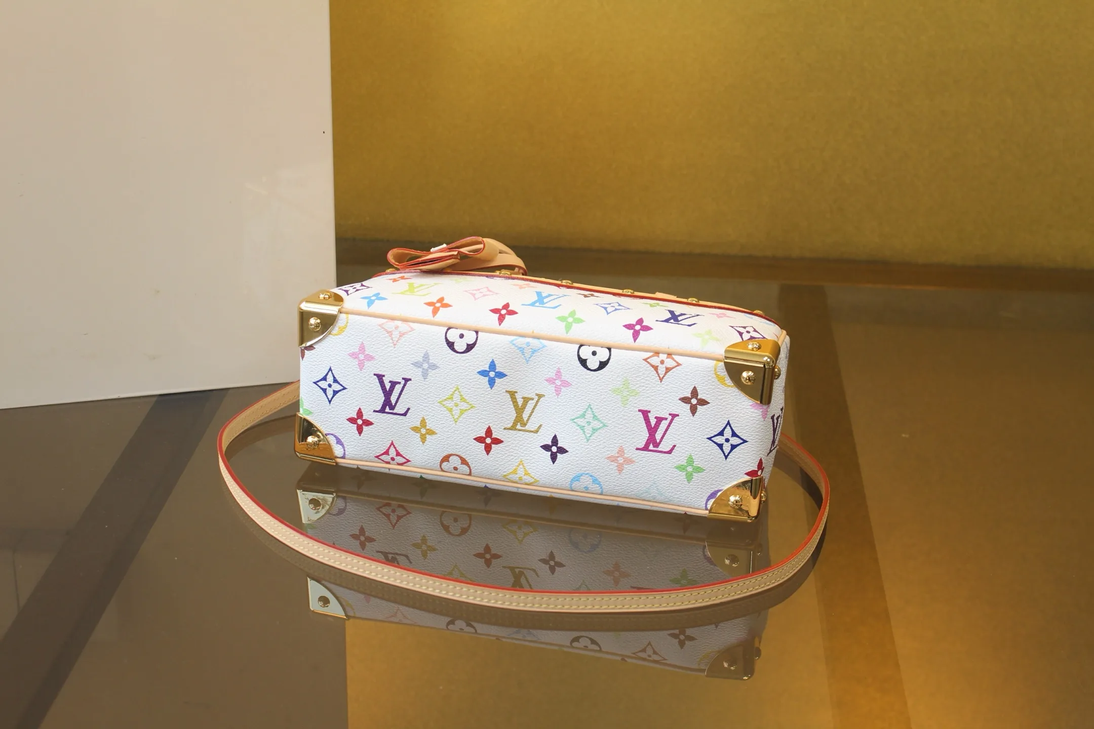 루이비통 x 무라카미 타카시 핸드백 이스트 웨스트 멀티컬러 M13084