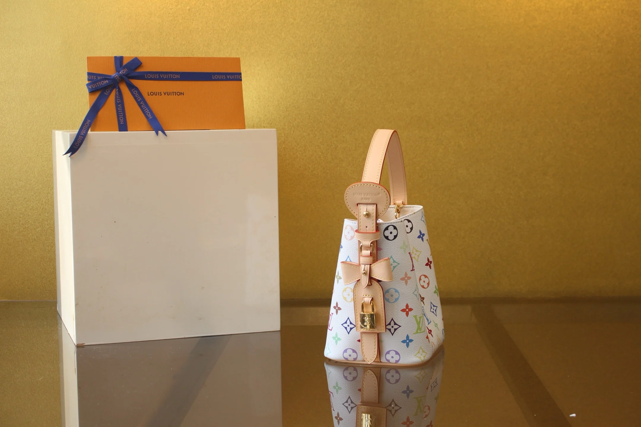 루이비통 LV x TM 올인 BB 버킷백 M13089