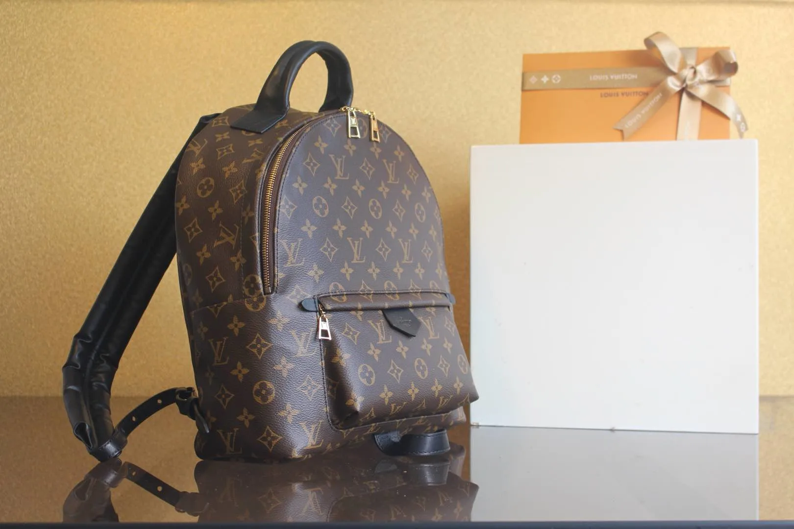 루이비통 팜 스프링스 MM 모노그램 M44874