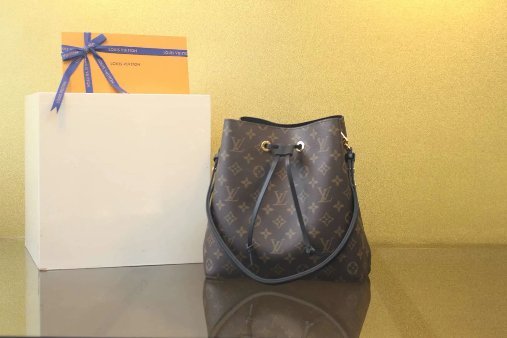 루이비통 네오노에 MM 모노그램 M44020