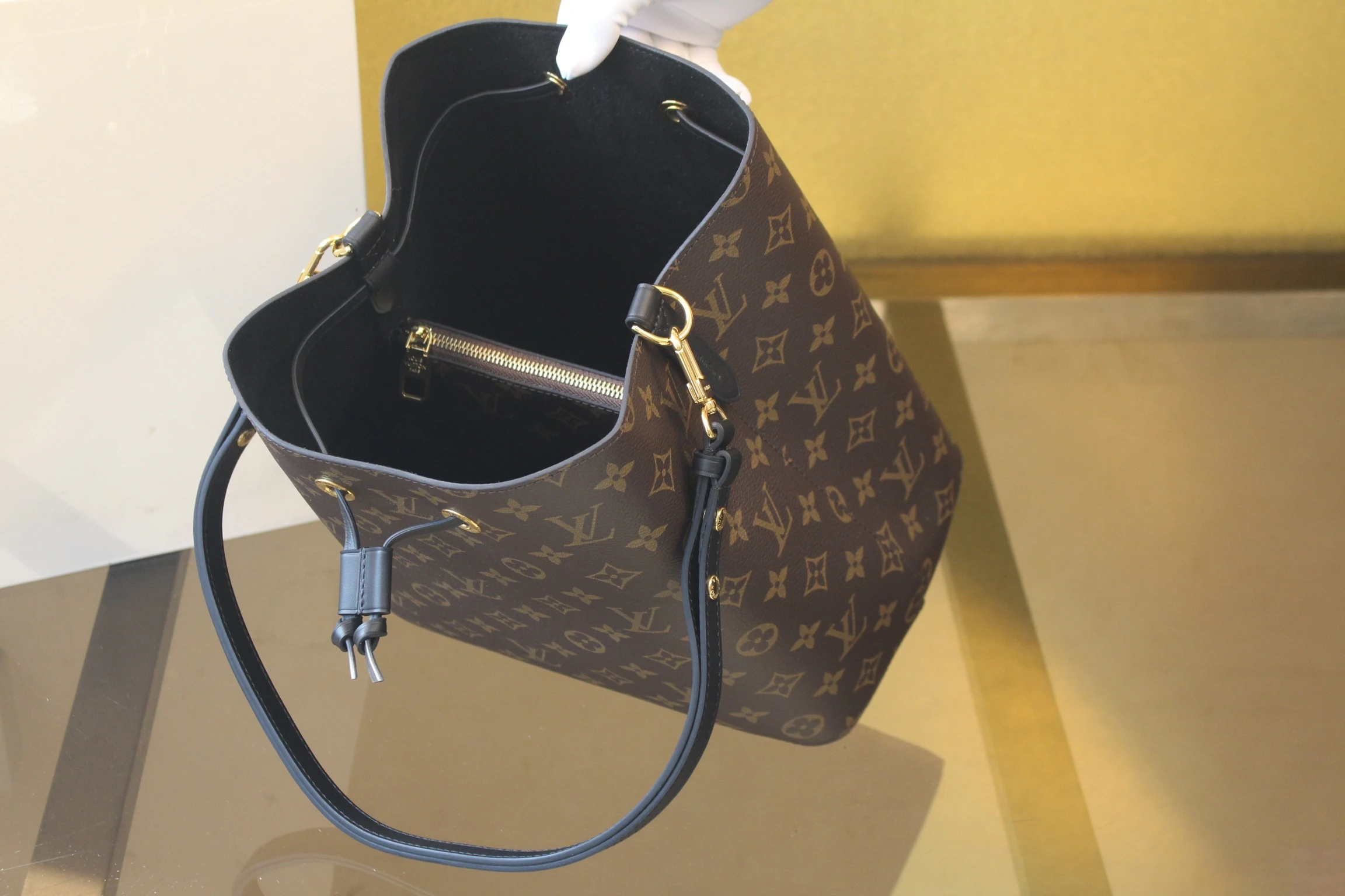 루이비통 네오노에 MM 모노그램 M44020