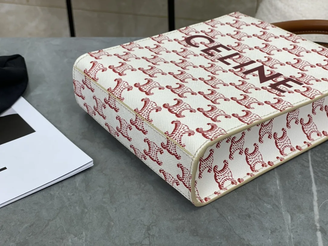 셀린느 샤이니 버티컬 카바스 캔버스백 194372