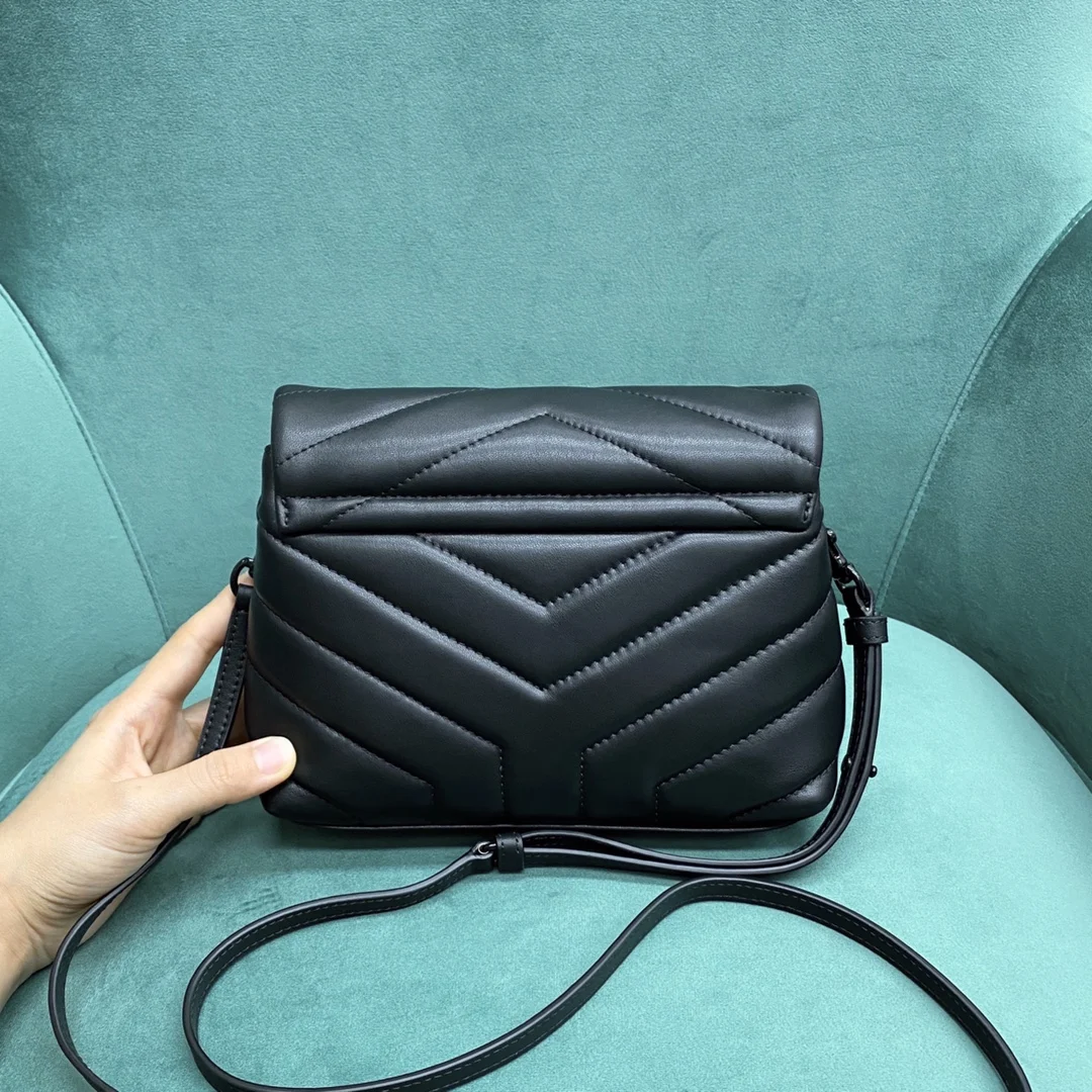 생로랑 모노그램 루루 토이 숄더백 블랙 흑장 467072