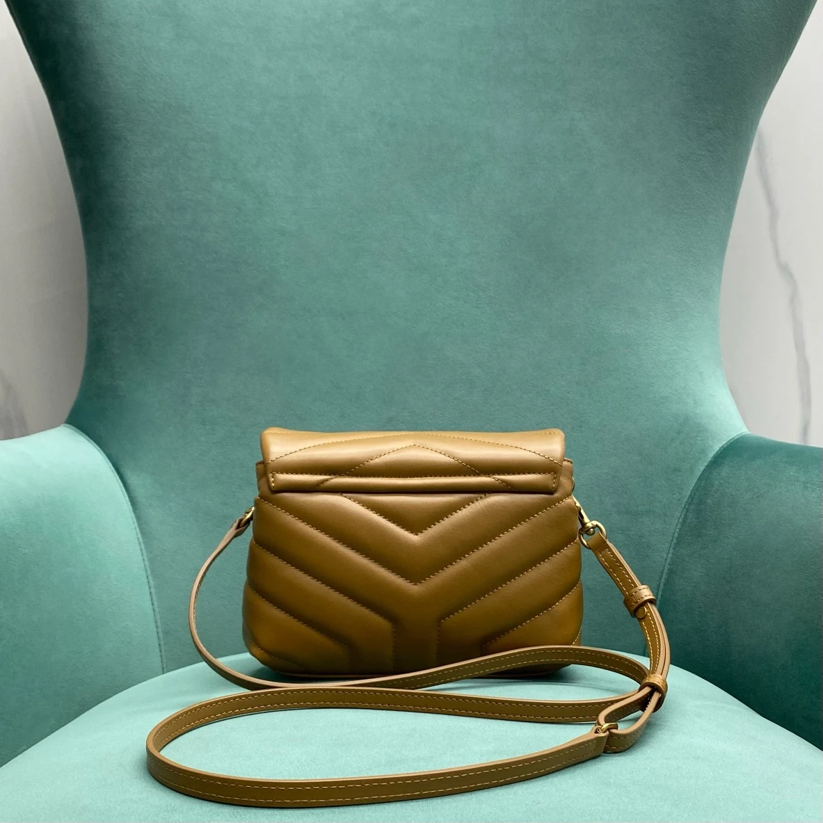 생로랑 모노그램 루루 토이 숄더백 브라운 금장 467072