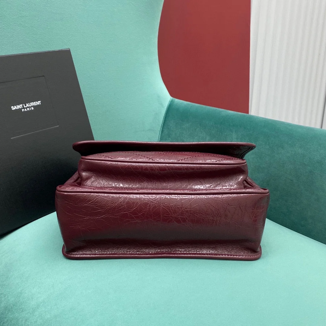 공장 생로랑 여성 니키 미디움 체인 숄더백 버건디 498894