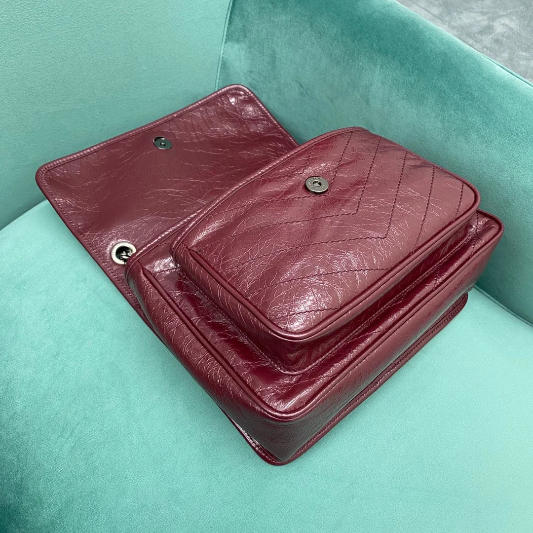 공장 생로랑 여성 니키 미디움 체인 숄더백 버건디 498894