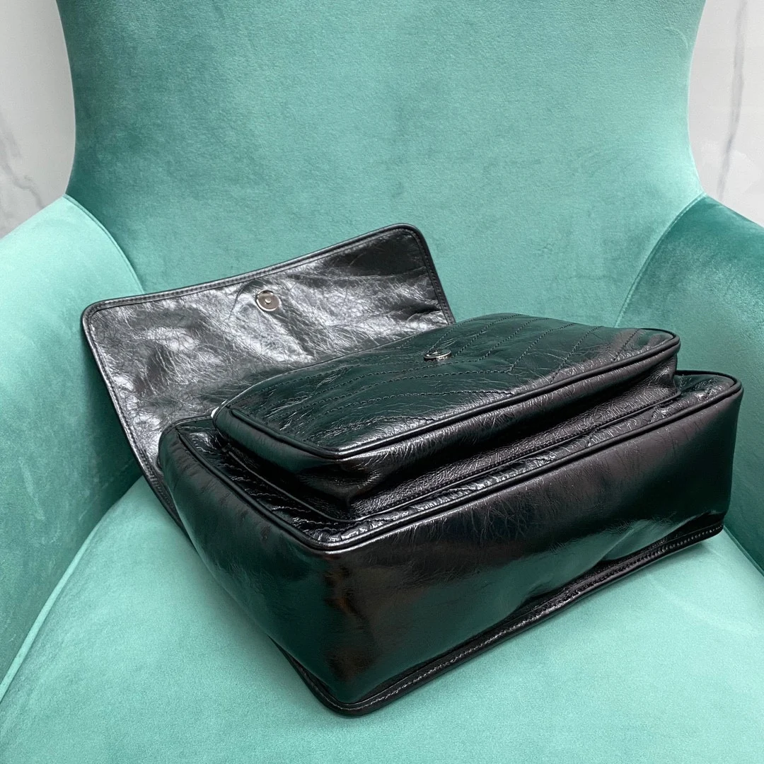 공장 생로랑 여성 니키 라지 체인 숄더백 그레이 498883