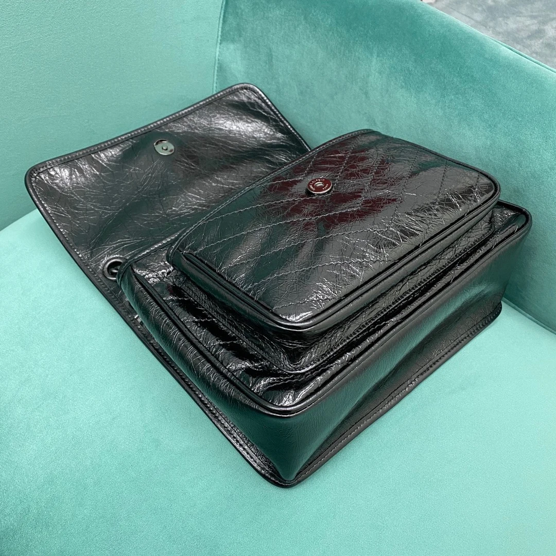 공장 생로랑 여성 니키 미디움 체인 숄더백 블랙 498894