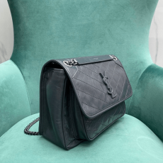 공장 생로랑 여성 니키 미디움 체인 숄더백 네이비 498894