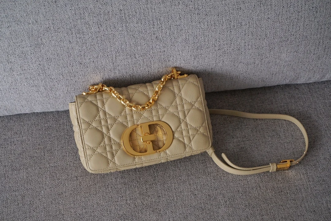 엔젤 공장 디올 카로 백 베이지 서플 까나쥬 송아지 가죽