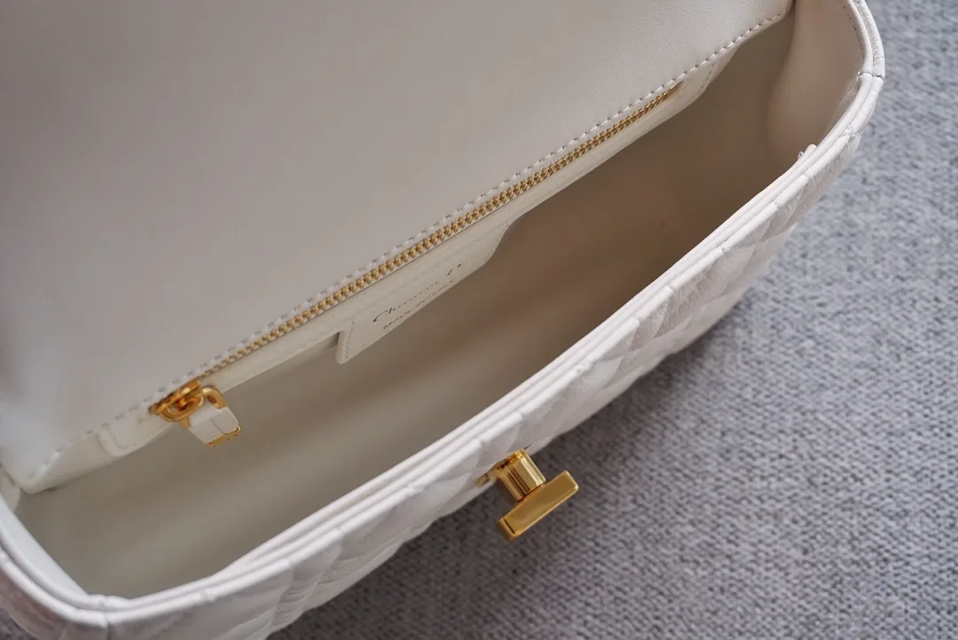 엔젤 공장 디올 카로 백 화이트 서플 까나쥬 송아지 가죽