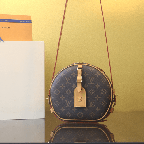 루이비통 부아뜨 샤포 수플 모노그램 M45647