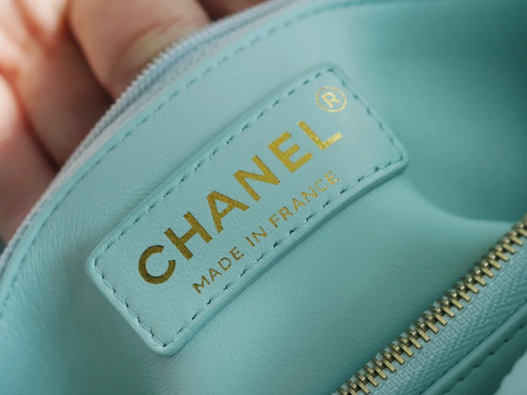 팬더샵 샤넬 23P 코코 핸들 탑 핸들백 미디움 티파니 블루 금장