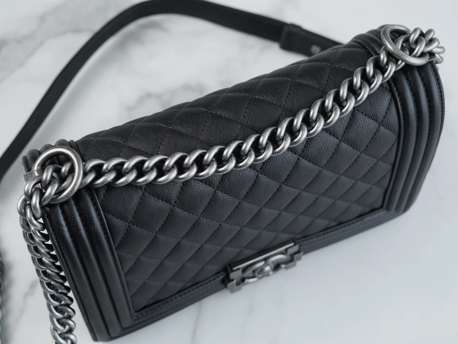 팬더샵 샤넬 보이백 캐비어 블랙 은장 미디움