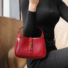 구찌 재키 숄더백 미니 레드 레더 636709