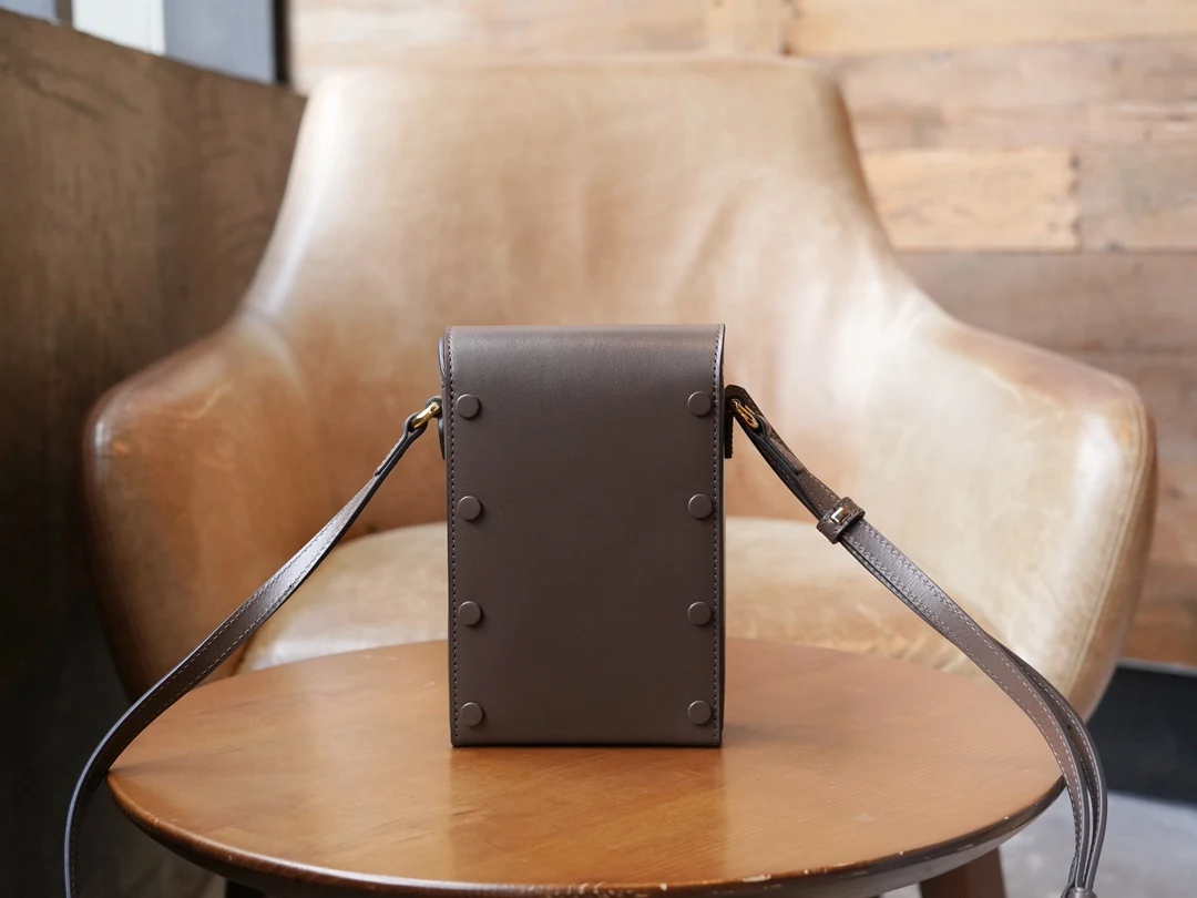 구찌 홀스빗 1955 미니백 브라운 625615