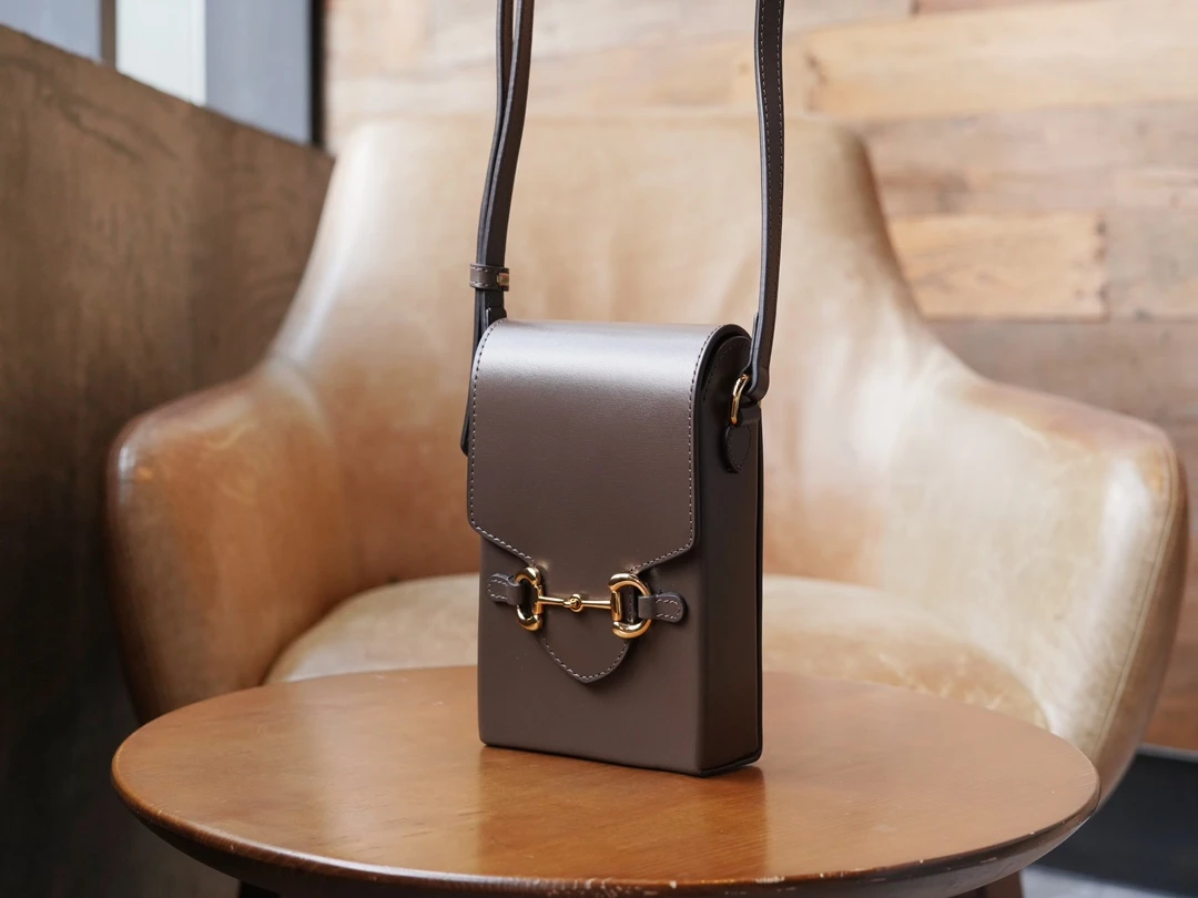 구찌 홀스빗 1955 미니백 브라운 625615