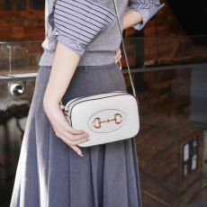 구찌 홀스빗 1955 크로스 숄더백 화이트 레더 760196