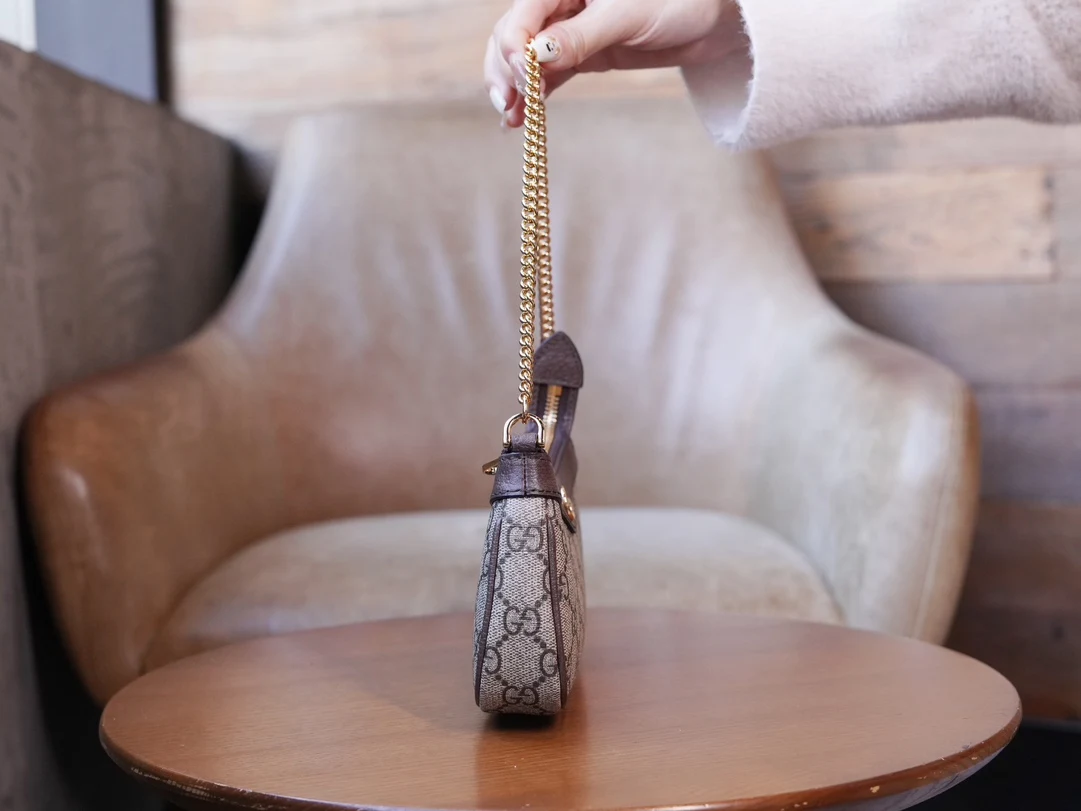 구찌 구찌 오피다아 스몰 핸드백 브라운 764960