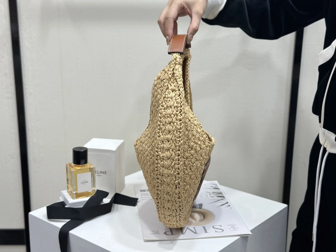 셀린느 그란데비타 여성 클래식 파니에 라피아 호보백 112772