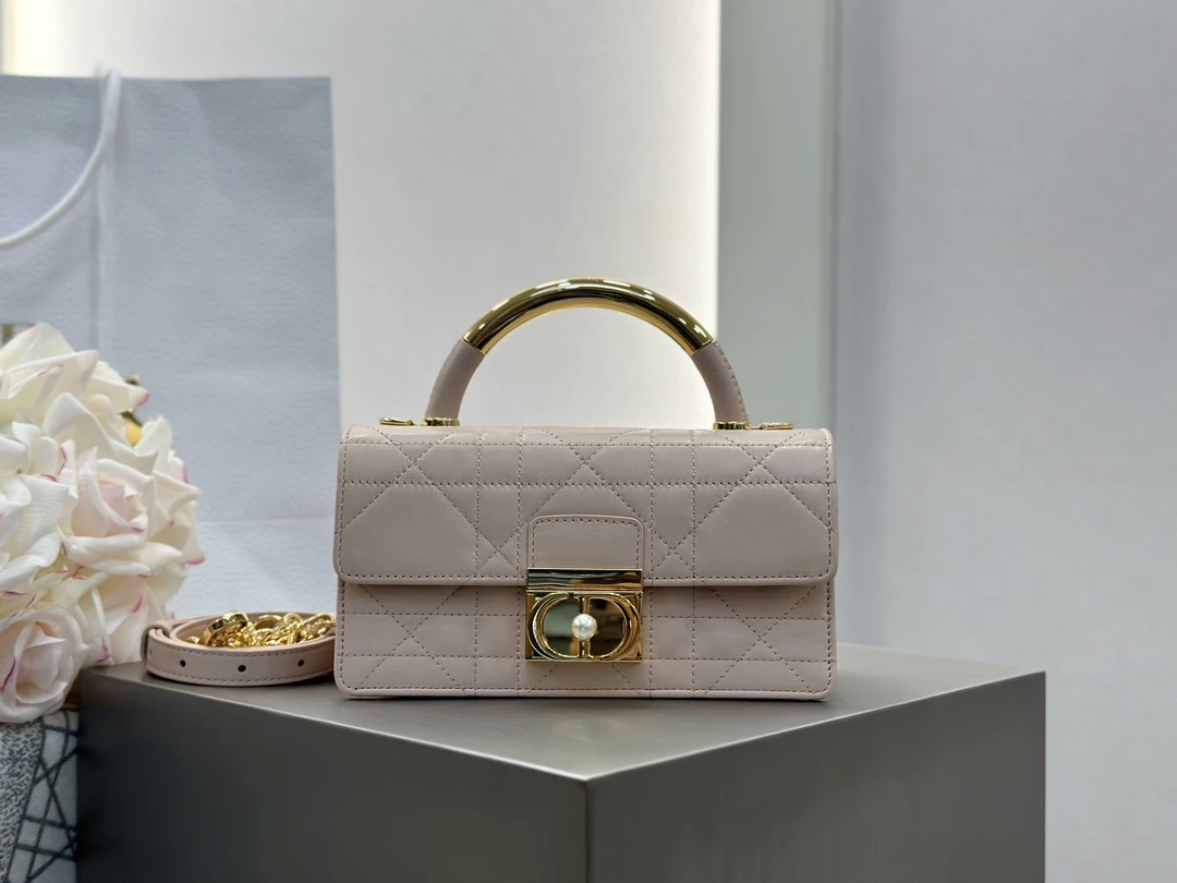 디올 미니 앙쥬 백 매크로까나쥬 핑크