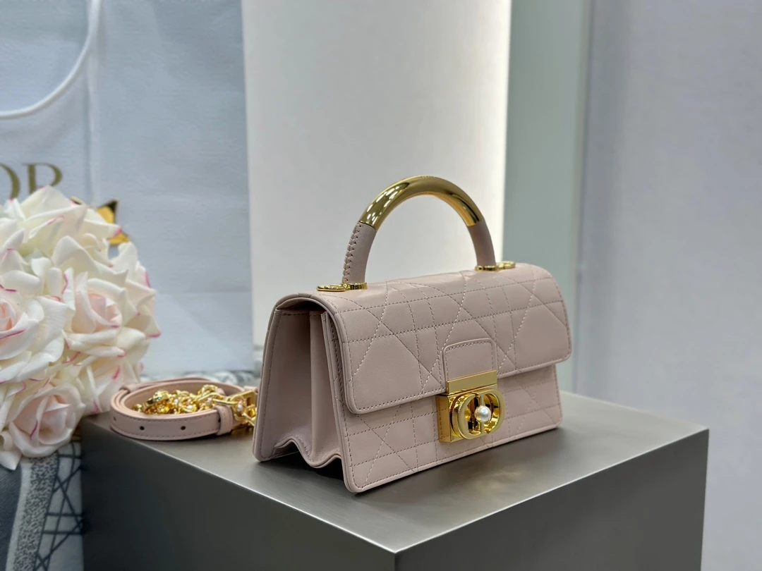 디올 미니 앙쥬 백 매크로까나쥬 핑크