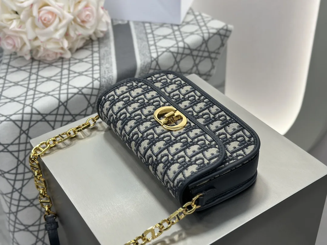 디올 30 몽테인 에비뉴 백 블루 오블리크 자카드