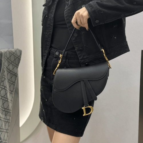 디올 미디엄 새들 스트랩 백 블랙