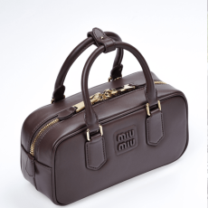 미우미우 초코 브라운 스몰 나파 가죽 가방