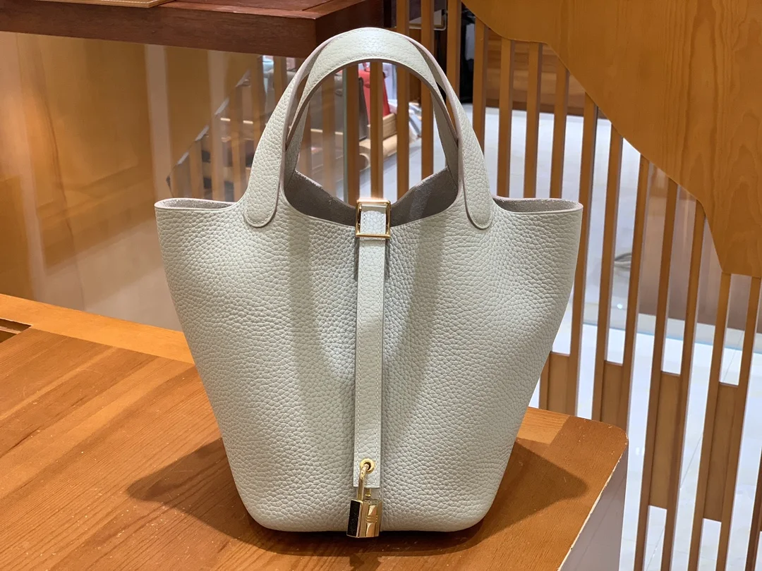 그린엘 에르메스 피코탄 18 진주 회색 골드 버클