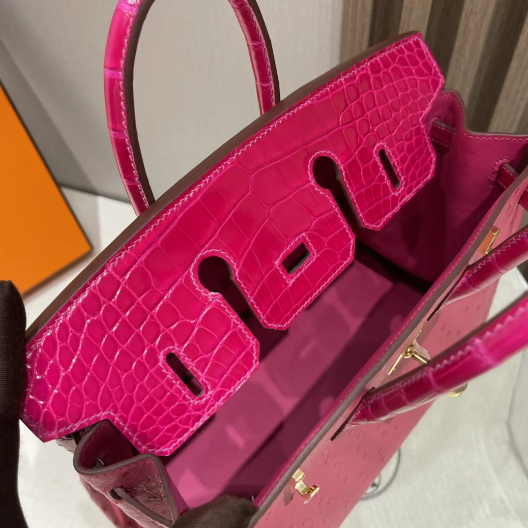 반수공 에르메스 버킨백 25 핑크 금장 타조가죽 샤이니 악어가죽 핸들