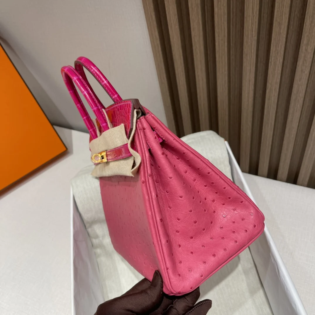반수공 에르메스 버킨백 25 핑크 금장 타조가죽 샤이니 악어가죽 핸들