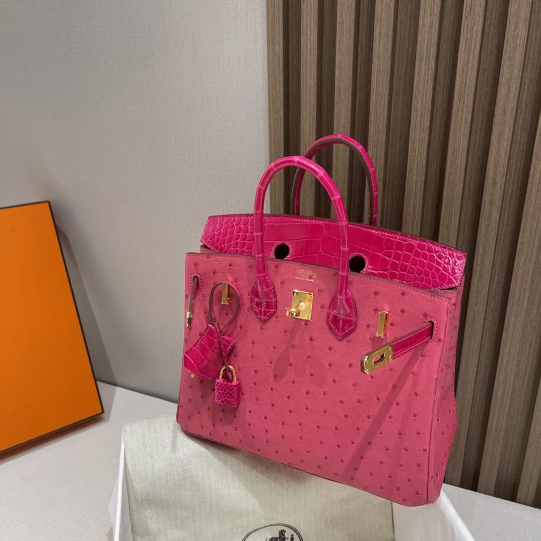 반수공 에르메스 버킨백 25 핑크 금장 타조가죽 샤이니 악어가죽 핸들