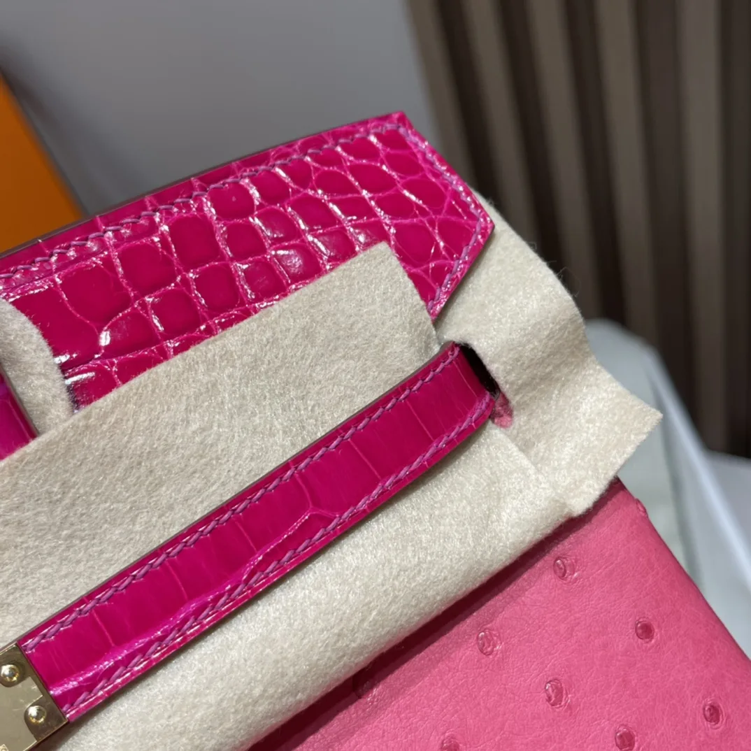 반수공 에르메스 버킨백 25 핑크 금장 타조가죽 샤이니 악어가죽 핸들