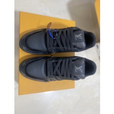 루이비통 LV 트레이너 스니커즈 모노그램 이클립스