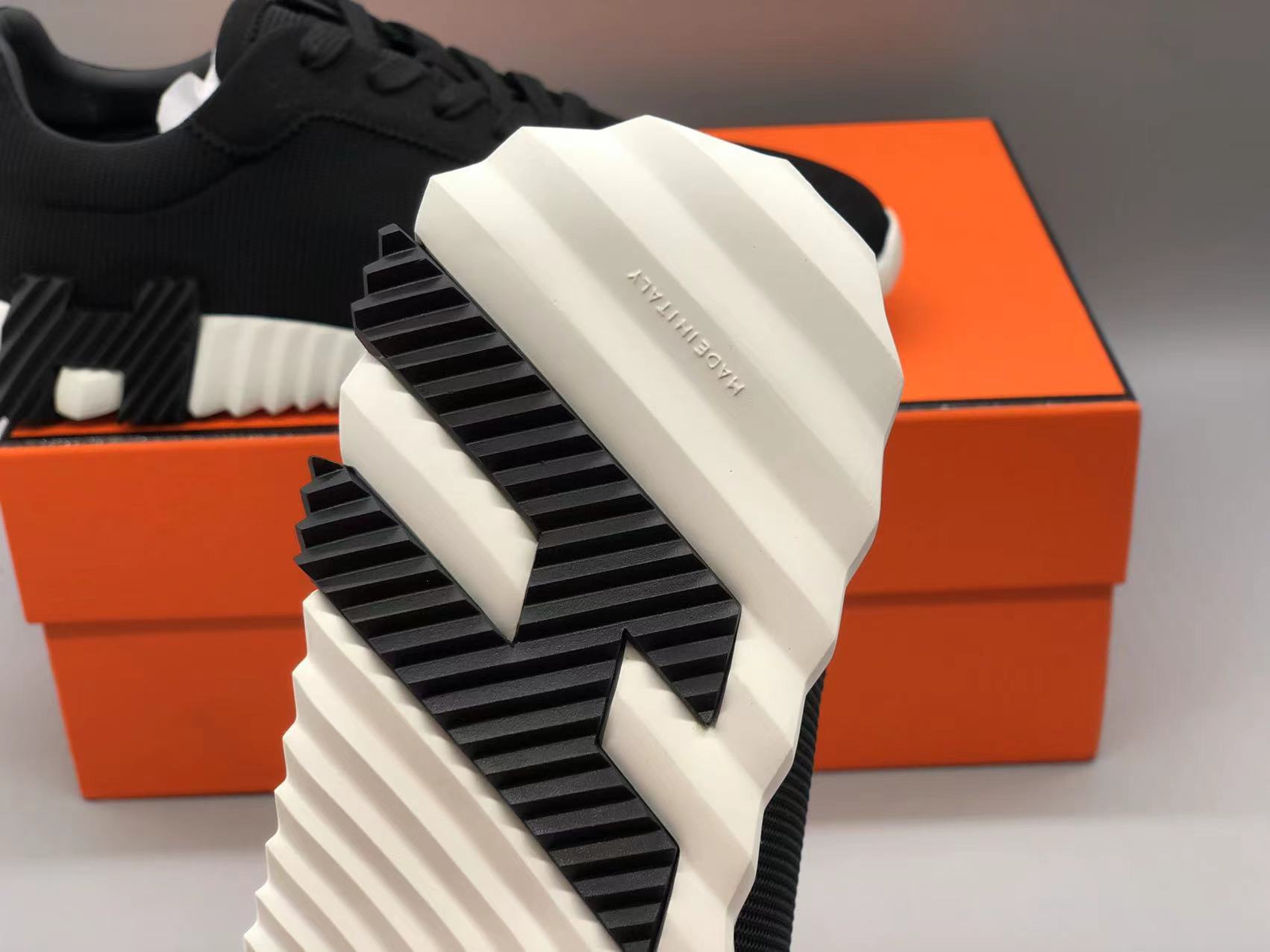 에르메스 바운싱 스니커즈 블랙