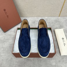 로로피아나 스웨이드 오픈 워크 처카 부츠 블루