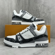 루이비통 LV 트레이너 스니커즈 화이트 블랙