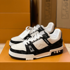 루이비통 LV 트레이너 스니커즈 블랙