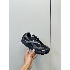 보테가베네타 오르빗 스니커즈 블랙