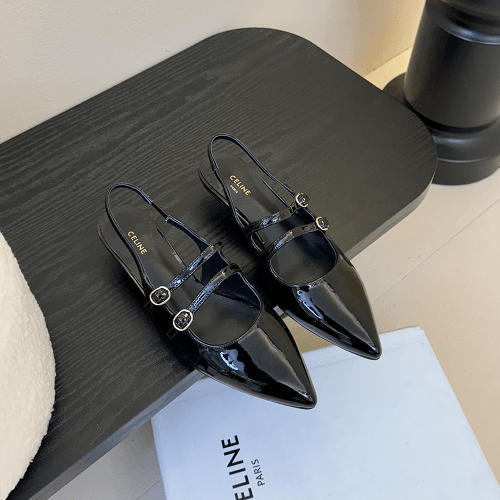 셀린느 25SS 오픈 유광 레더 샌들