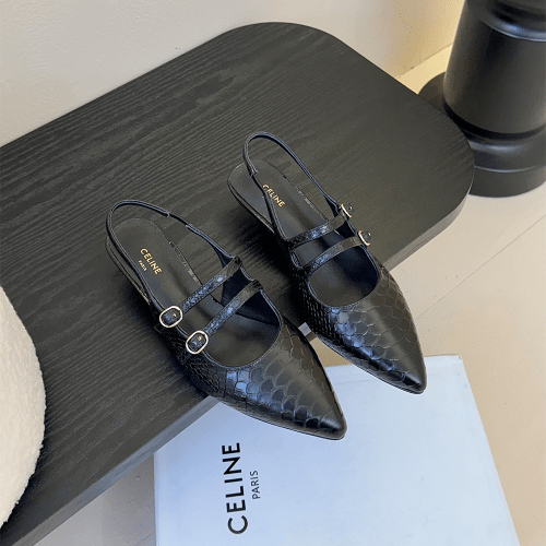 셀린느 25SS 오픈 무광 레더 샌들